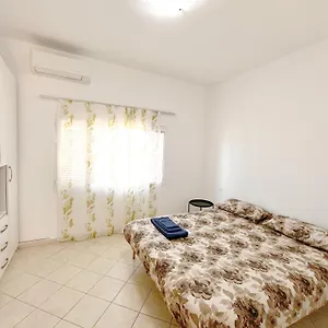 Pothos' House , Vlorë Albania